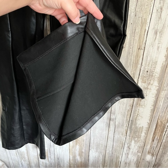 Abercrombie & Fitch Faux Vegan Leather Stretch Slim Flare Split Hem Pants Black - Picture 3 of 7